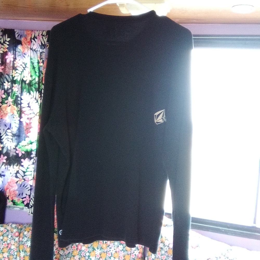 Volcom shirt - Picture 5 of 8
